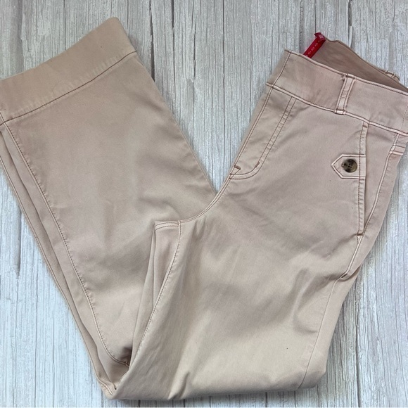 Stretch Twill Wide Leg Crop Pants
SPANX® - Picture 1 of 6